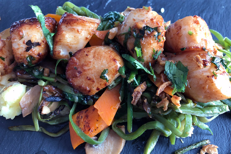 Sautéed fresh scallops